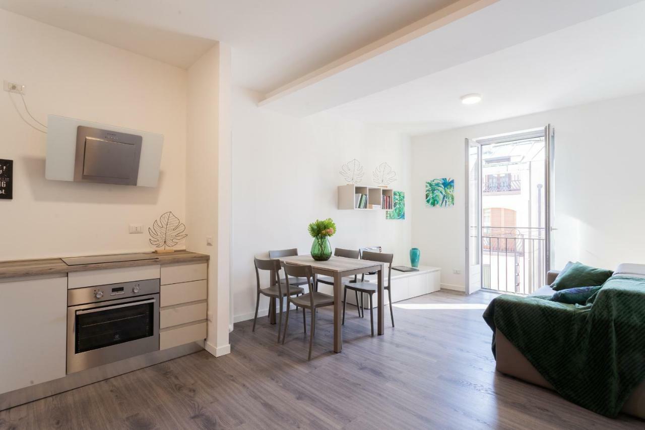 Central & Modern Apartment By Rent All Комо Екстериор снимка